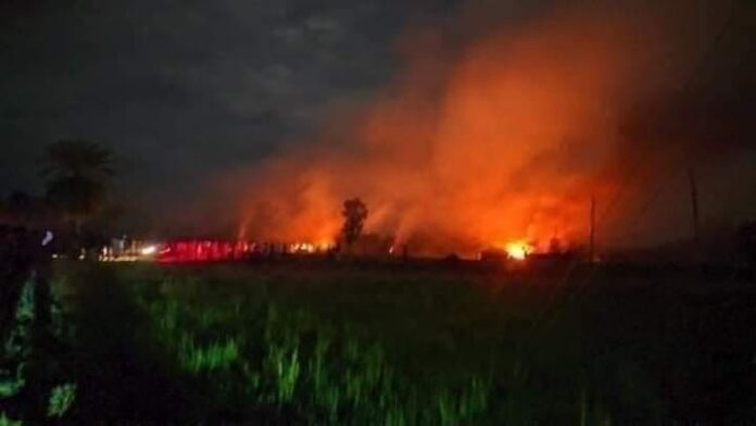 বাংলাদেশের হিন্দুরা কি আসলেই বিশেষ সুবিধাপ্রাপ্ত? Burning House